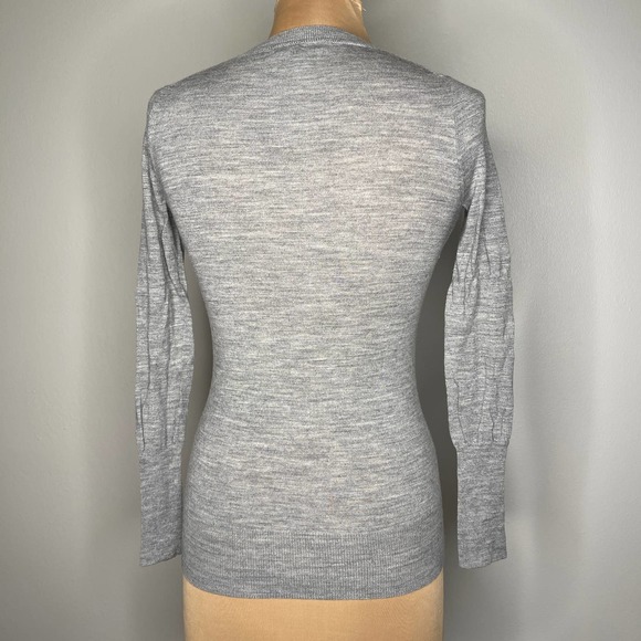 J.Crew Gray 100% Merino Wool Minimalist V-neck Sweater XXS 2XS Petite Friendly - Picture 3 of 9